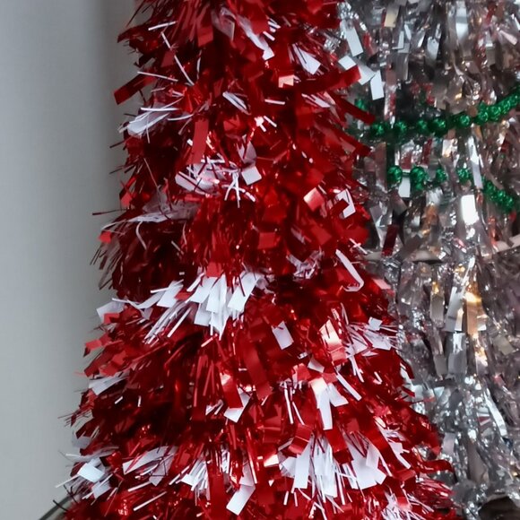 Set of 4 Sparkly Tinsel Tabletop Christmas Trees Decor - Picture 4 of 9